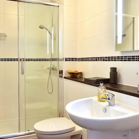 **Spotless, Bright 2 Double Bed, Period Features** Apartment Bath Exterior photo